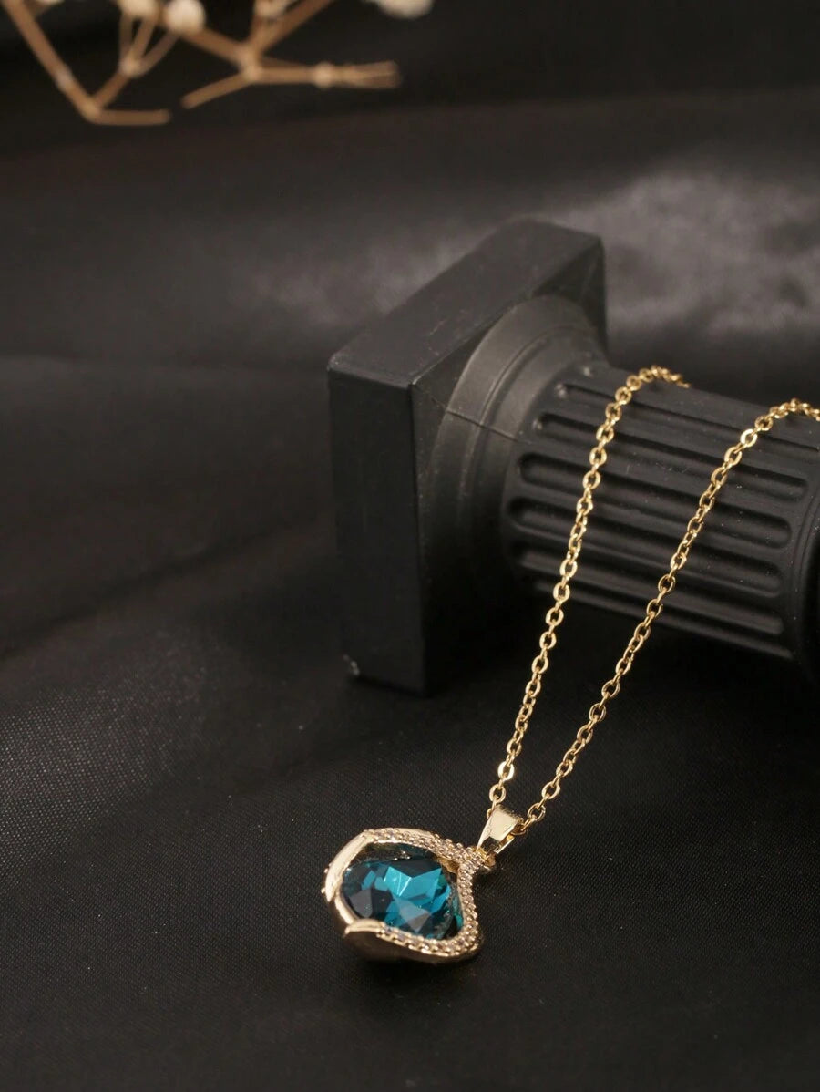 Azura Teardrop Necklace