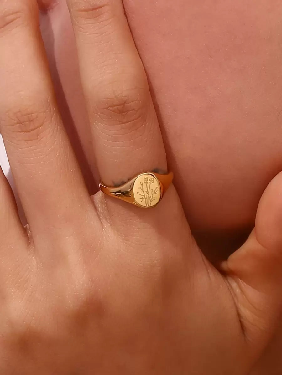 Bloom Charm Ring Floral Design