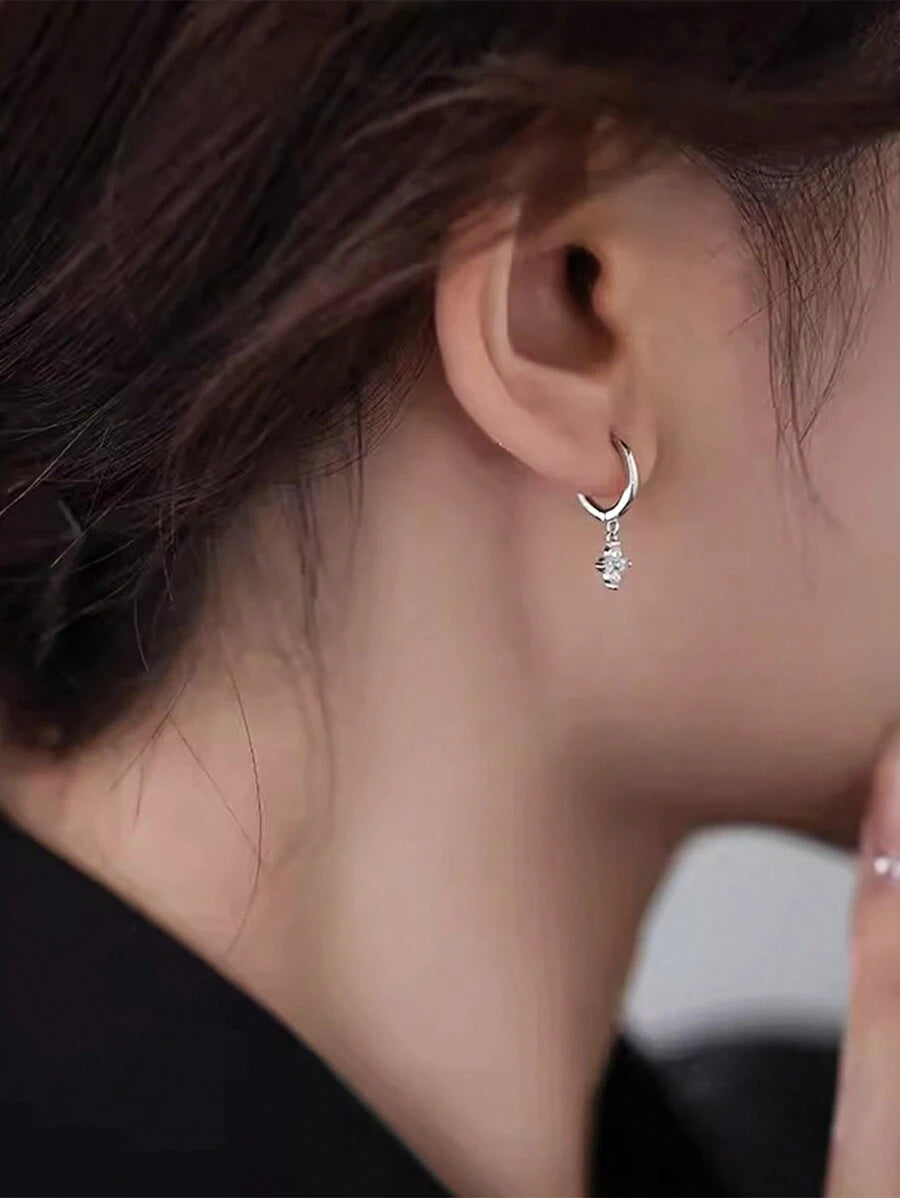 Clovera Stud Earrings
