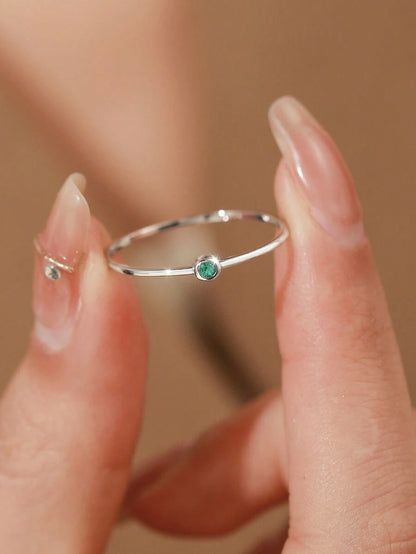 Verde Aura Ring – Handmade 925 Sterling Silver with Green Gemstone