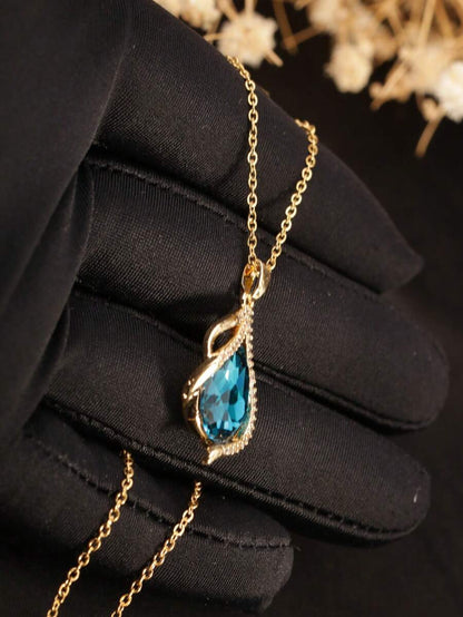Azura Teardrop Necklace