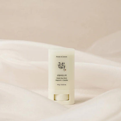 Matte Sun Stick Mugwort