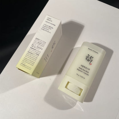 Matte Sun Stick Mugwort