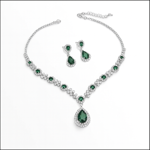Aurora Set – Crystal Necklace and Earrings