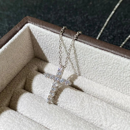 Divina Necklace